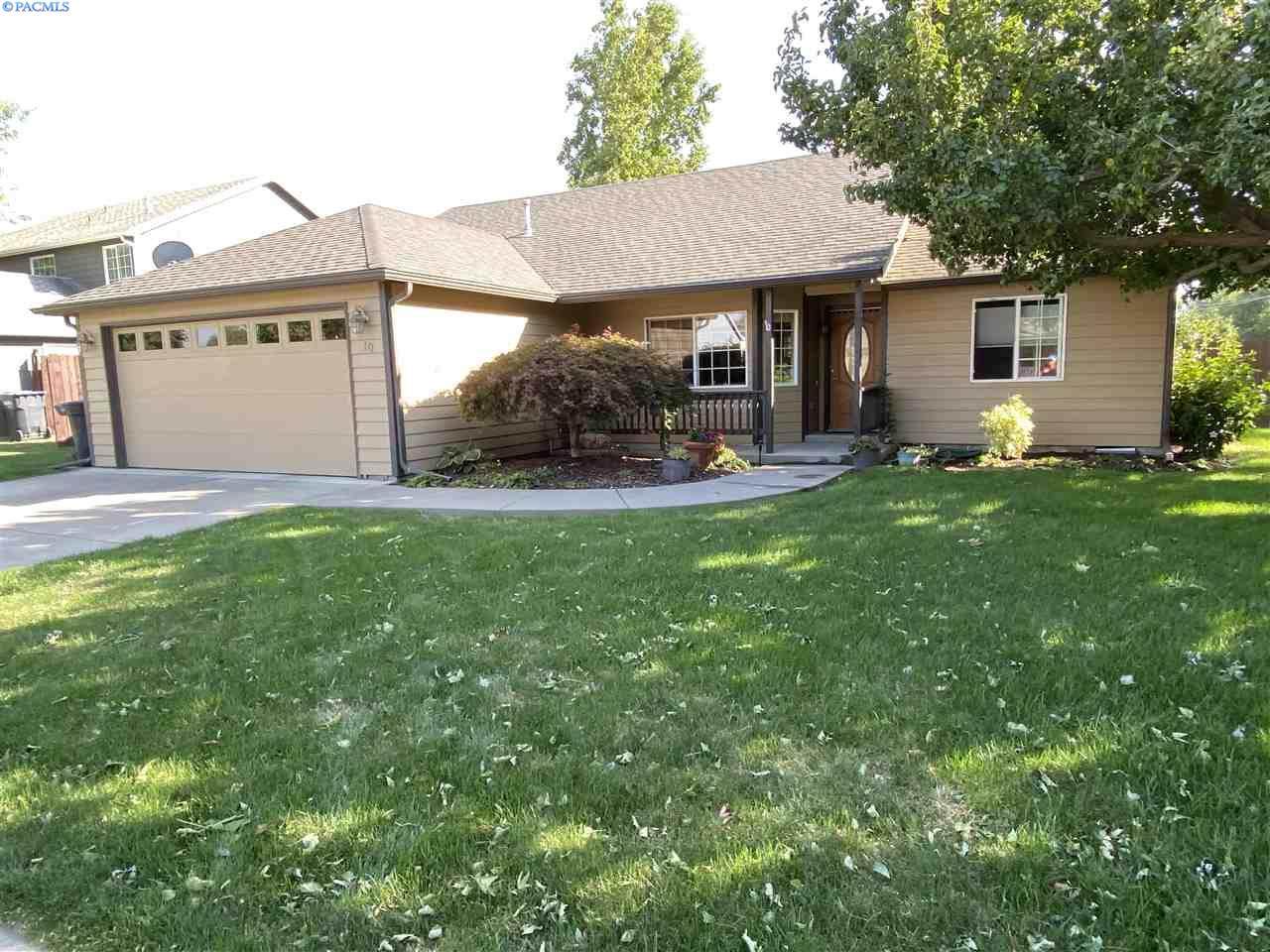 10 Shaw Pl - Photo 1