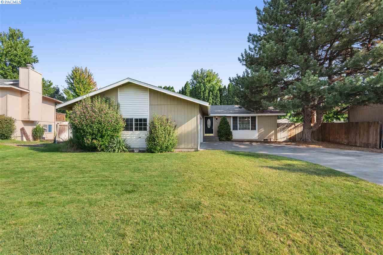 8118 Imnaha Avenue - Photo 1