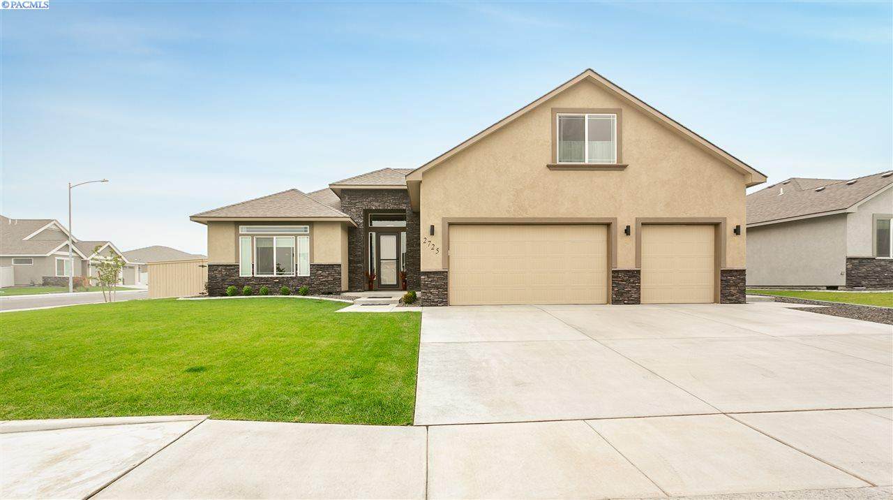 2725 Walking Stick Ave - Photo 1