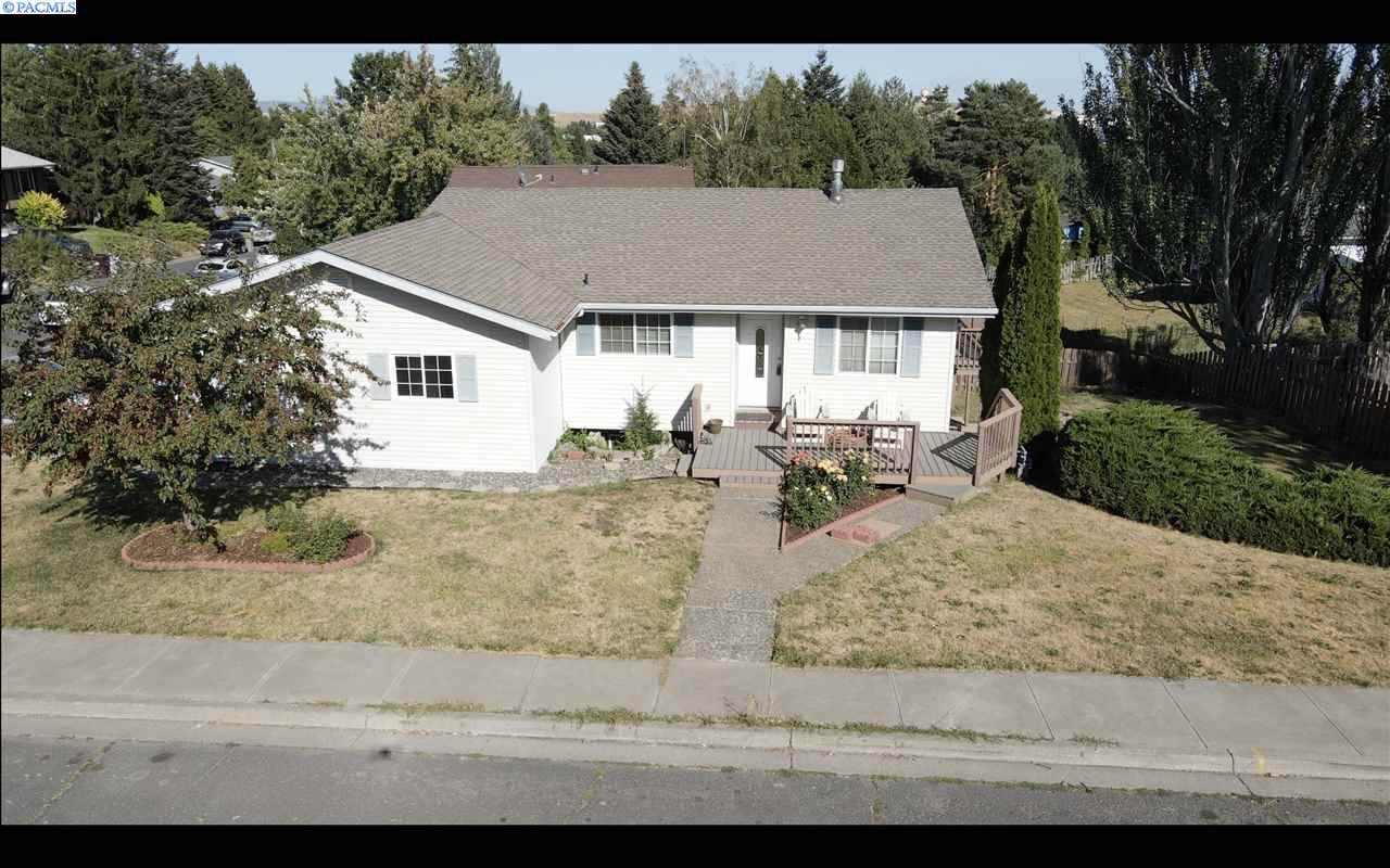 393 Dillon St. - Photo 1