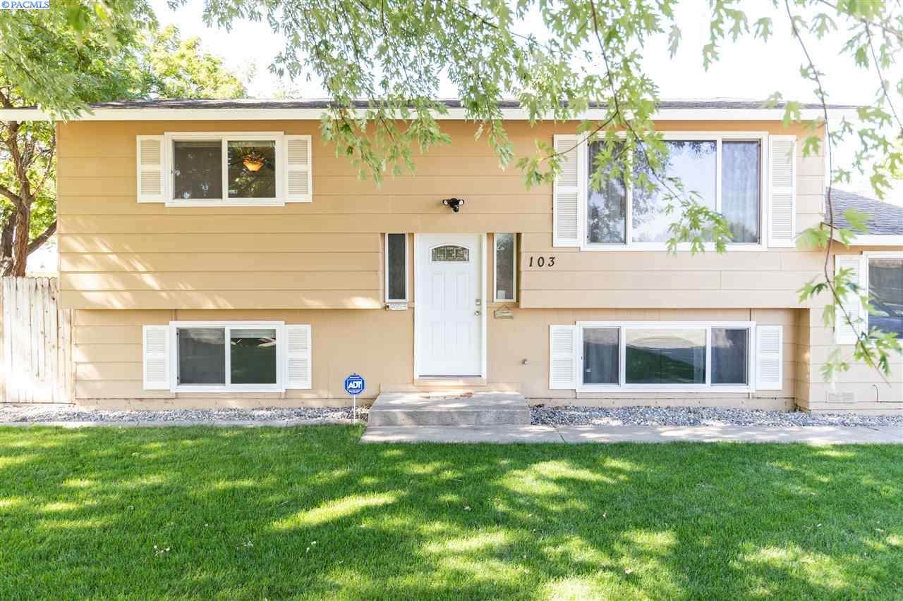 103 Lincoln St - Photo 1