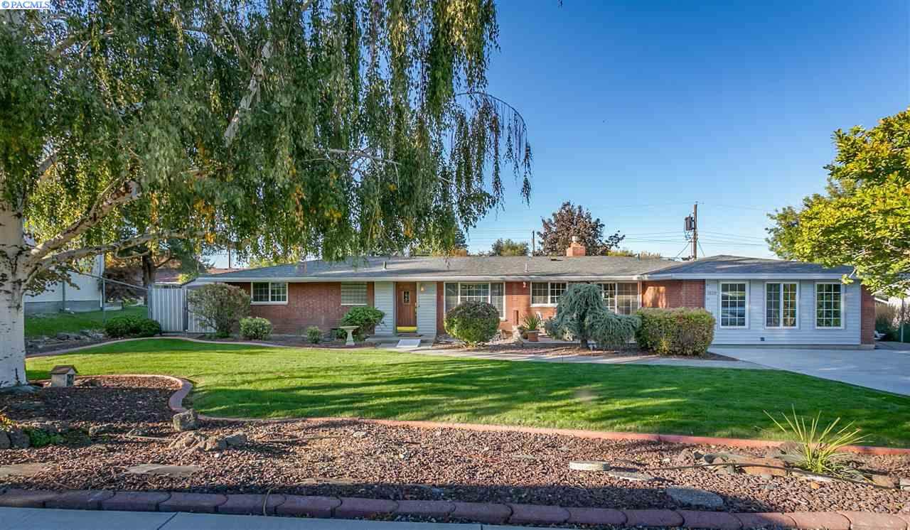 1828 11th Ave - Photo 1