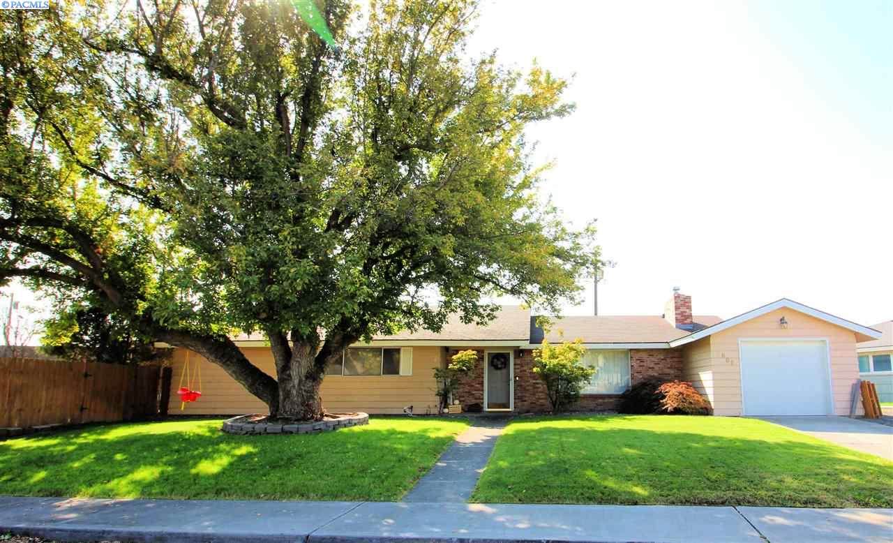 2009 Hood - Photo 1