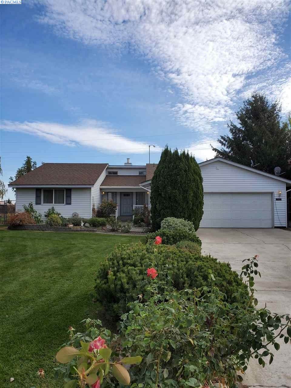 2302 Franz Court - Photo 1