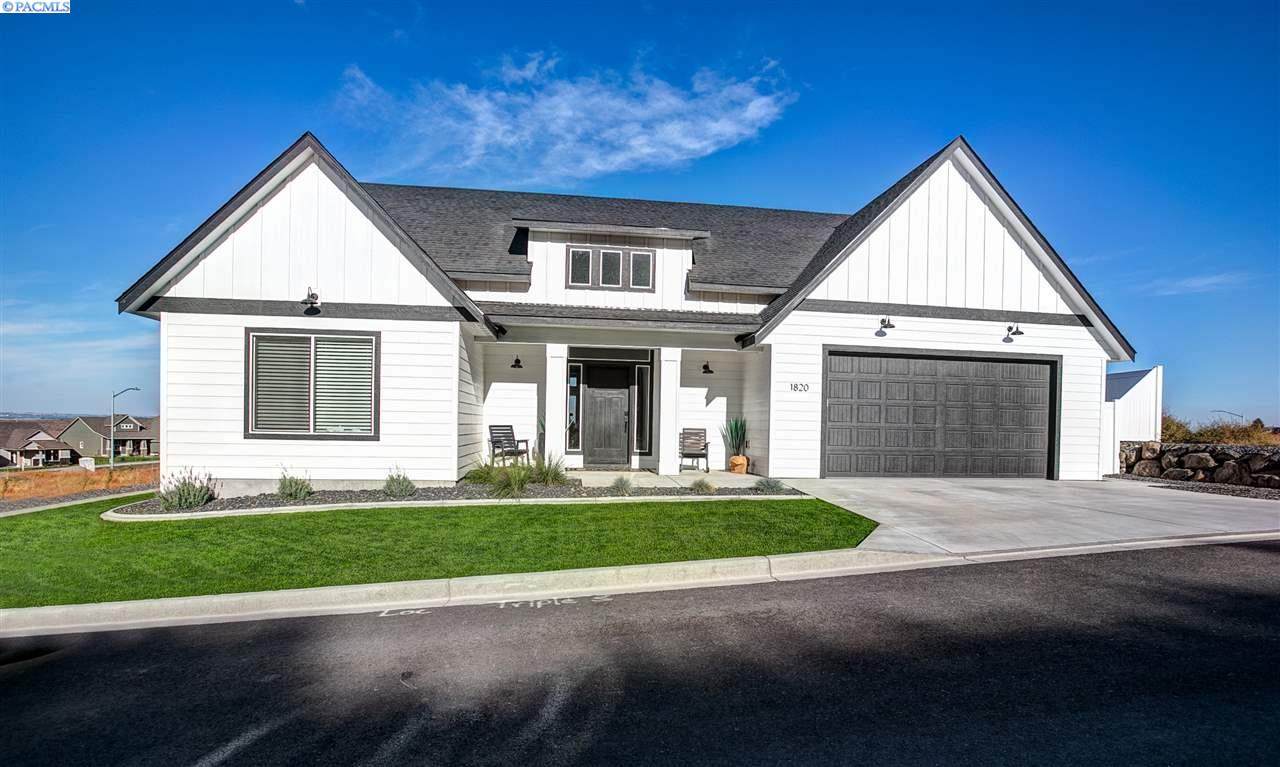 1820 Somers Ln - Photo 1