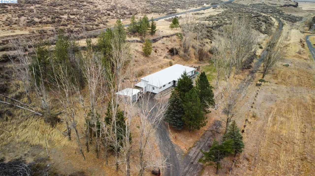 211 Kahlotus Lake Rd - Photo 1