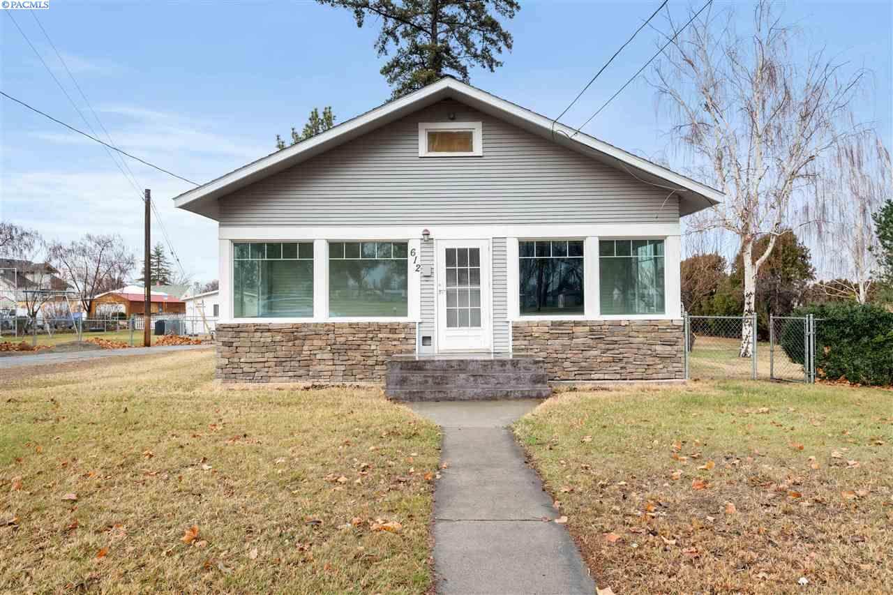 612 Entiat Ave - Photo 1
