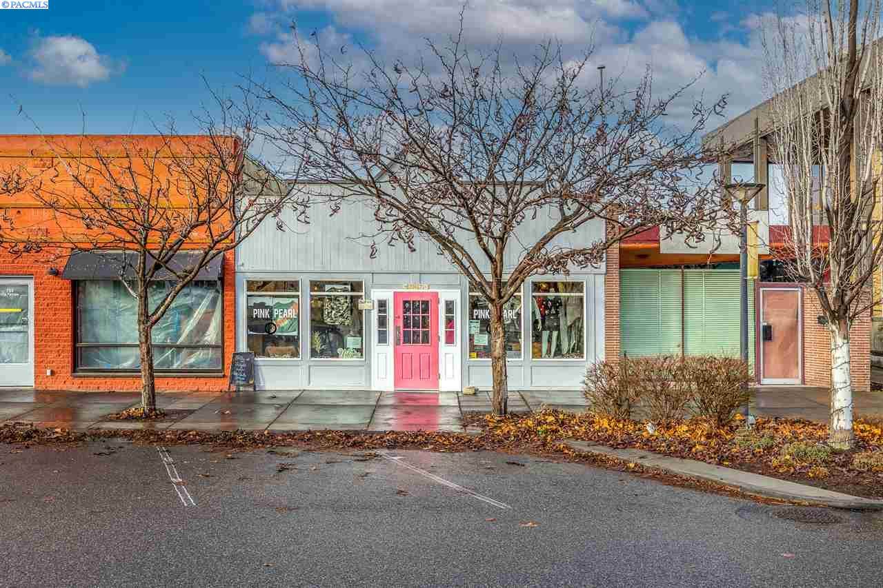 707 The Parkway - Photo 1