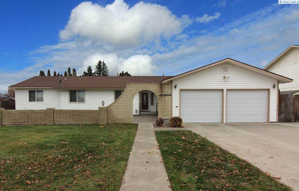 1868 Birch Avenue - Photo 1