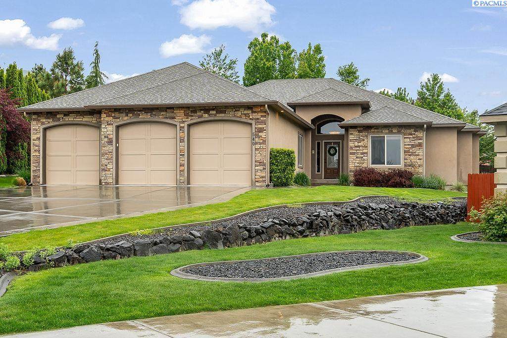 540 Lodi Loop - Photo 1