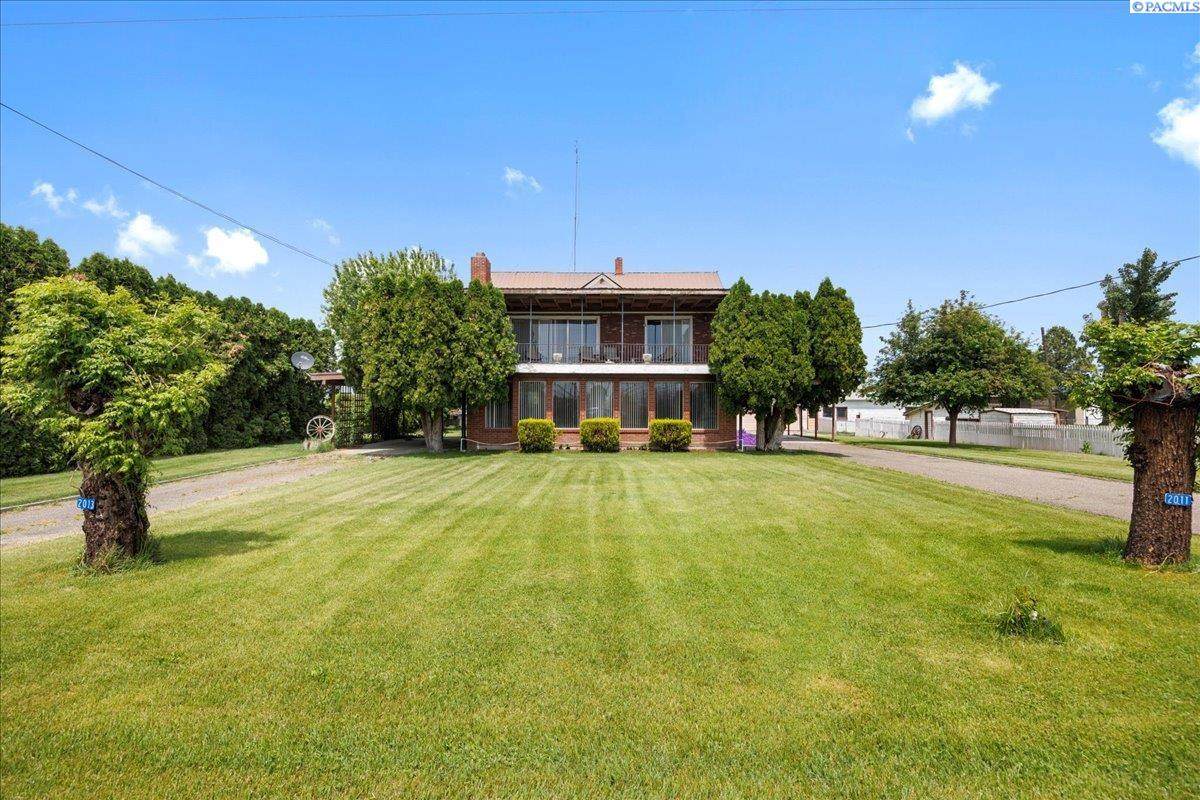 2011 Forsell Rd - Photo 1