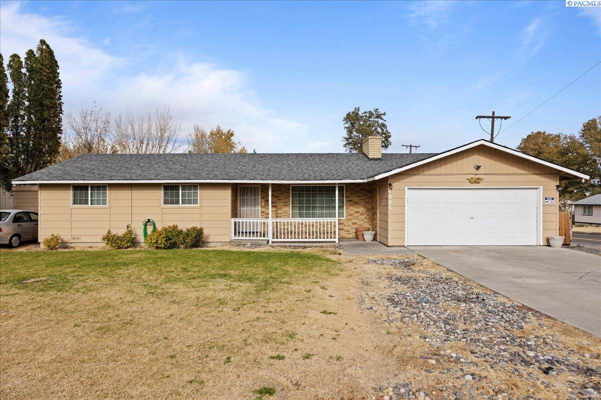 1804 10th Ave - Photo 1