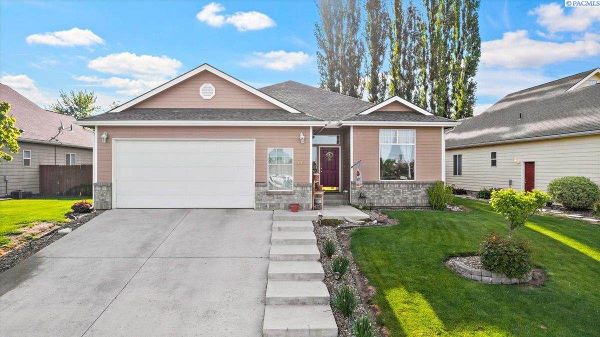 415 Sherilyn Ct - Photo 1