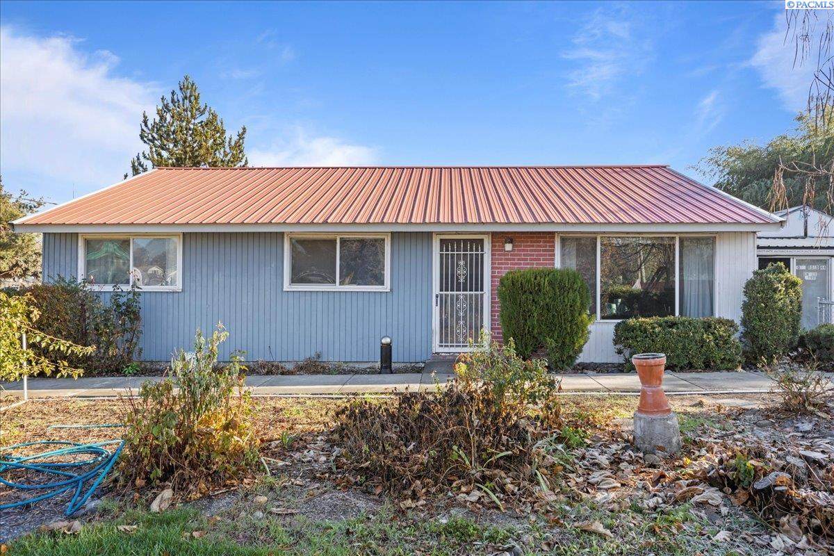 1021 Road 44 - Photo 1