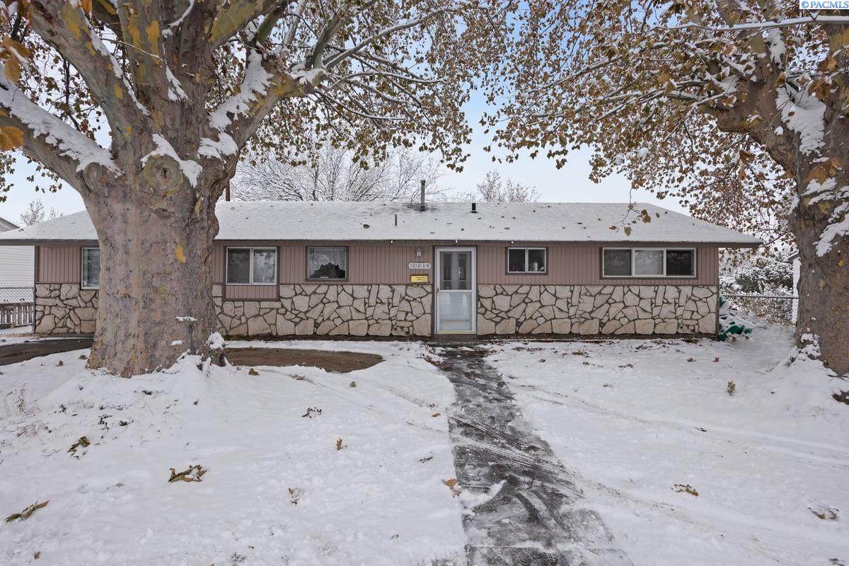 1338 4th Ave - Photo 1