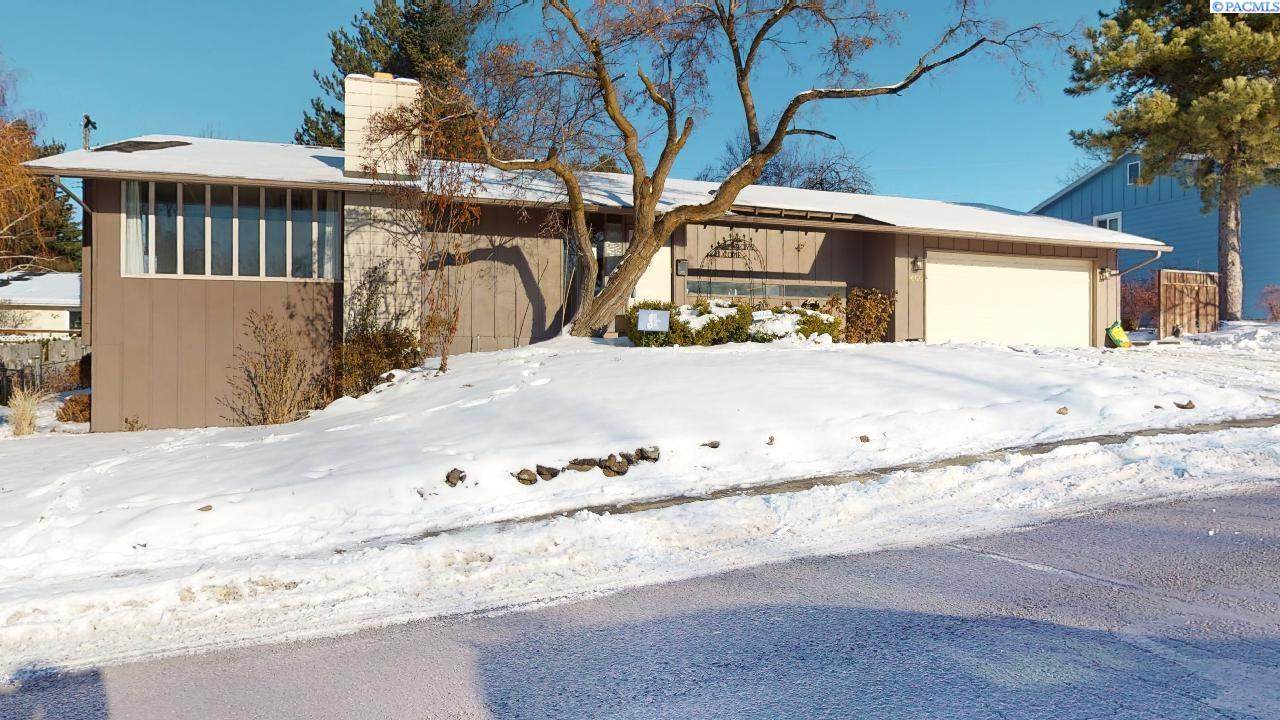 400 Crestview St - Photo 1