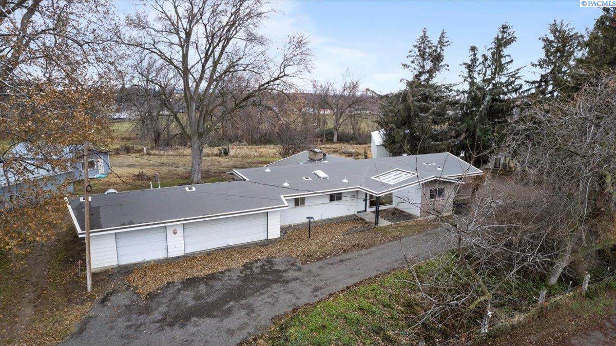 2398 Herbert Pl - Photo 1