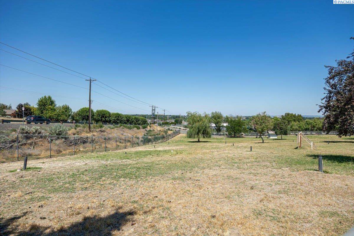 28605 Dallas Rd - Photo 1
