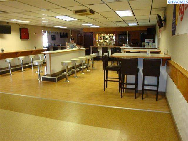 132 Division St - Photo 1