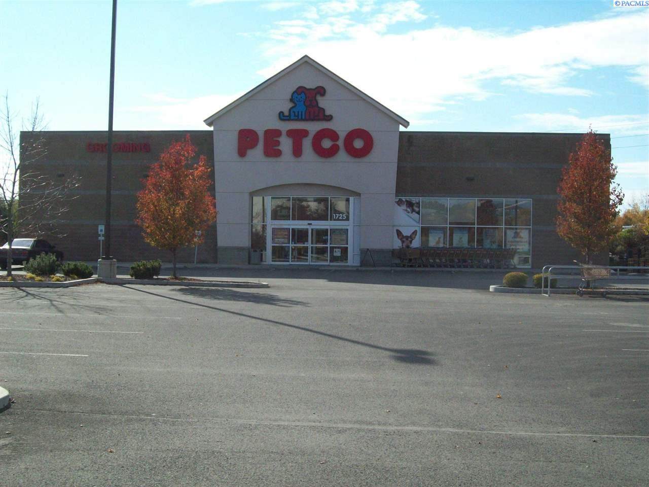 1725 Twin Creek Ln - Photo 1