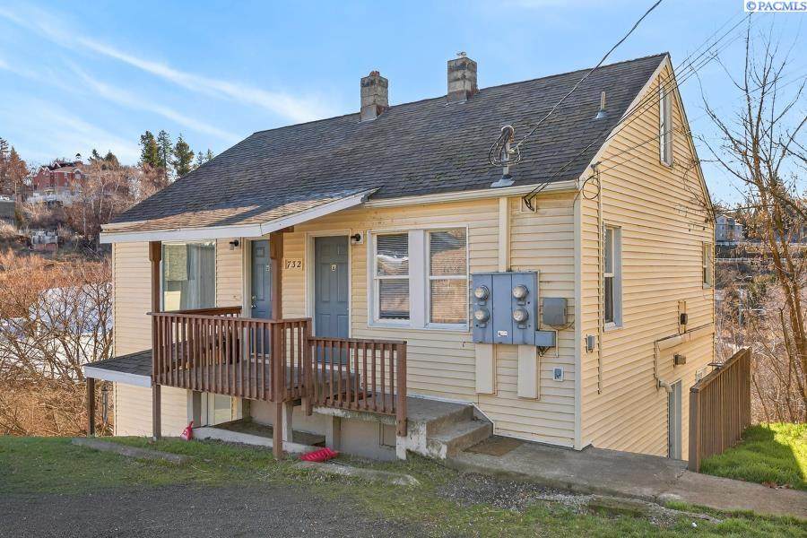 732 Ritchie - Photo 1