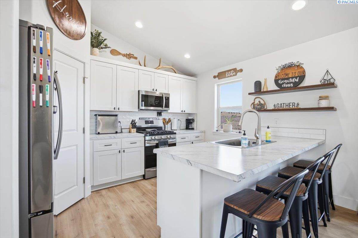 10609 Silverbright Dr - Photo 1