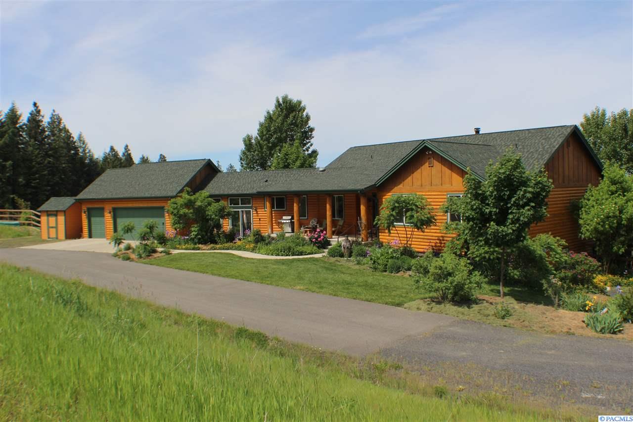 1215 Saddle Ridge Road - Photo 1