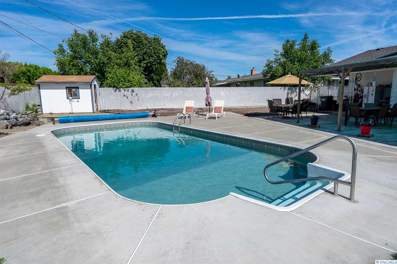 3913 Park St - Photo 1