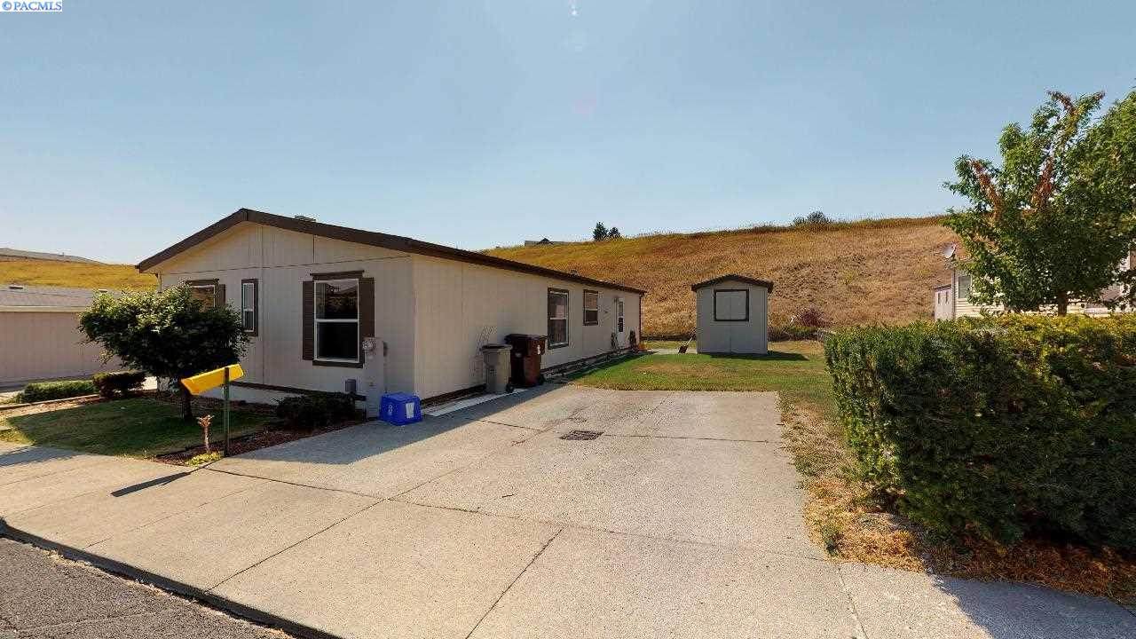 206 Lancer Lane - Photo 1