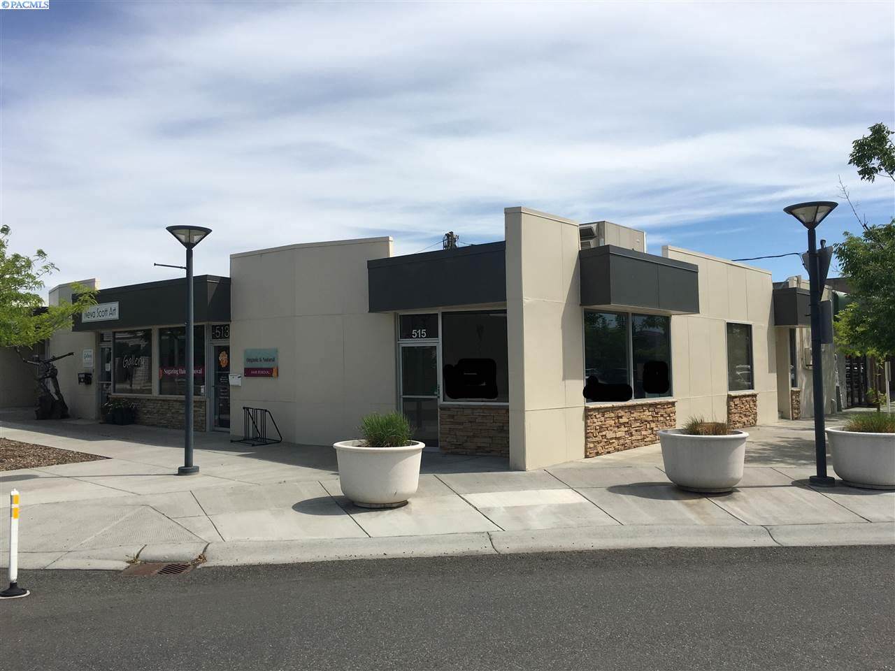515 Lee Blvd. - Photo 1