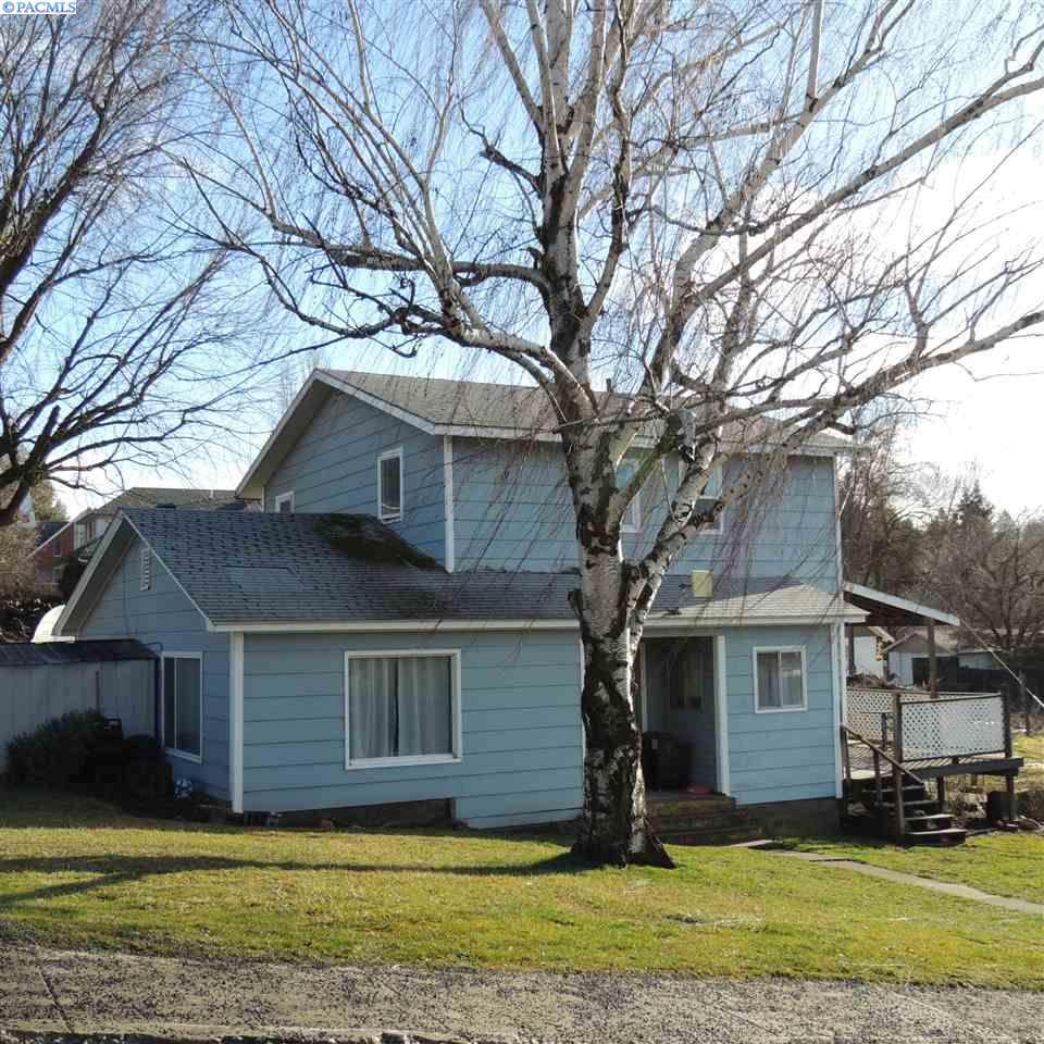 220 Bridge St - Photo 1 220 Bridge St - Photo 1