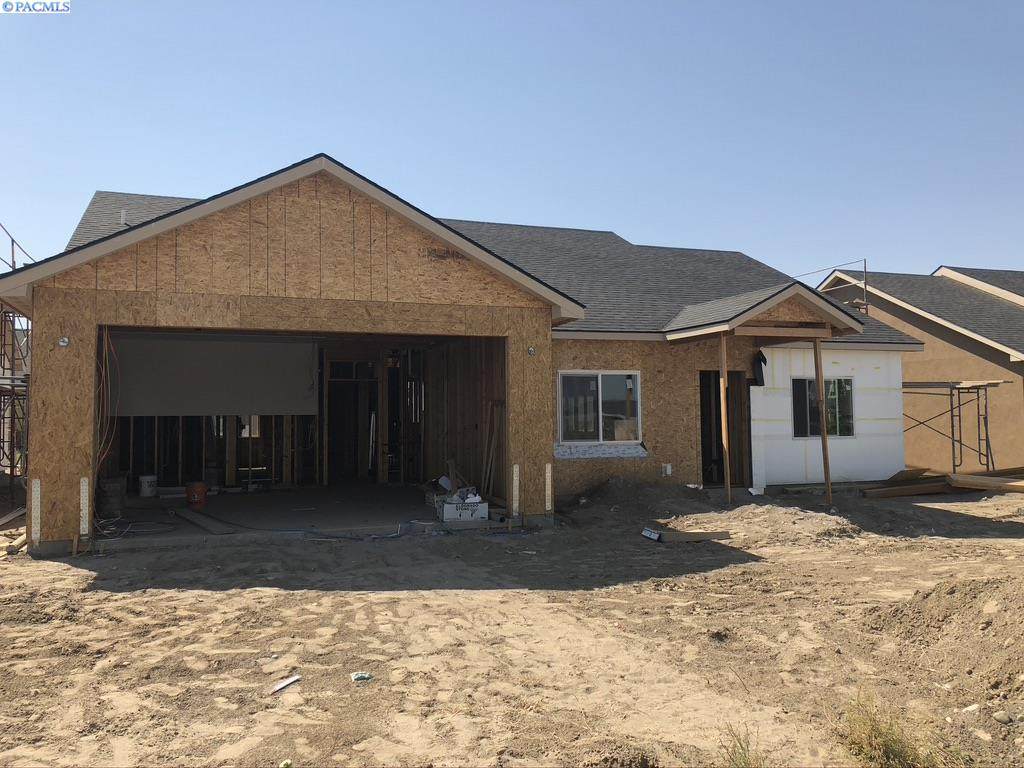 1810 Highland St - Photo 1