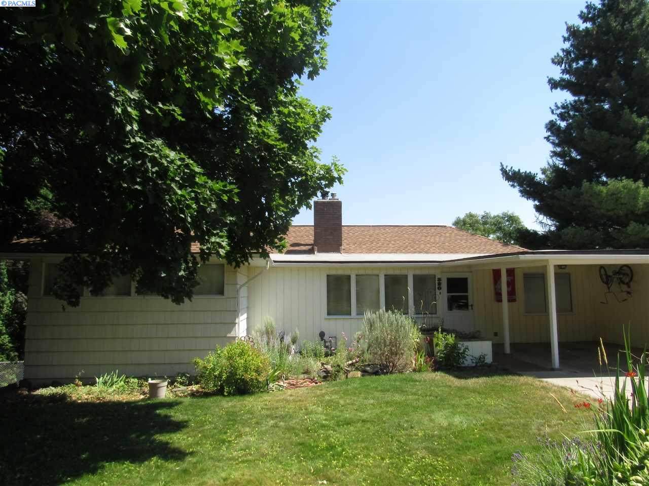 320 Dilke - Photo 1