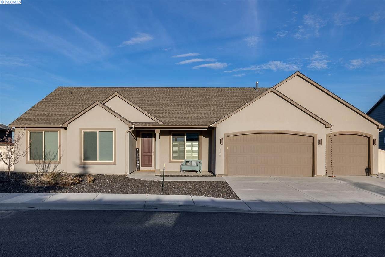 616 Punkie Lane - Photo 1