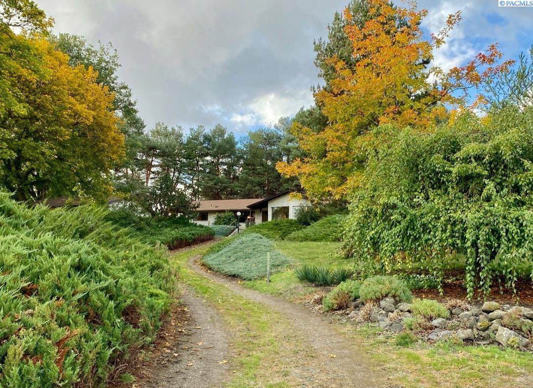 6272 Sand Rd - Photo 1