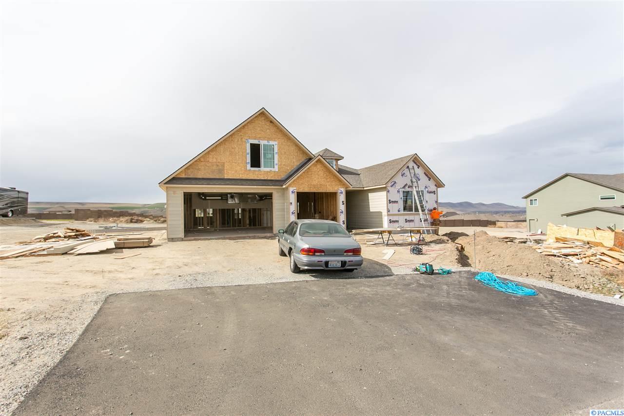 2104 Coulee Vista - Photo 1