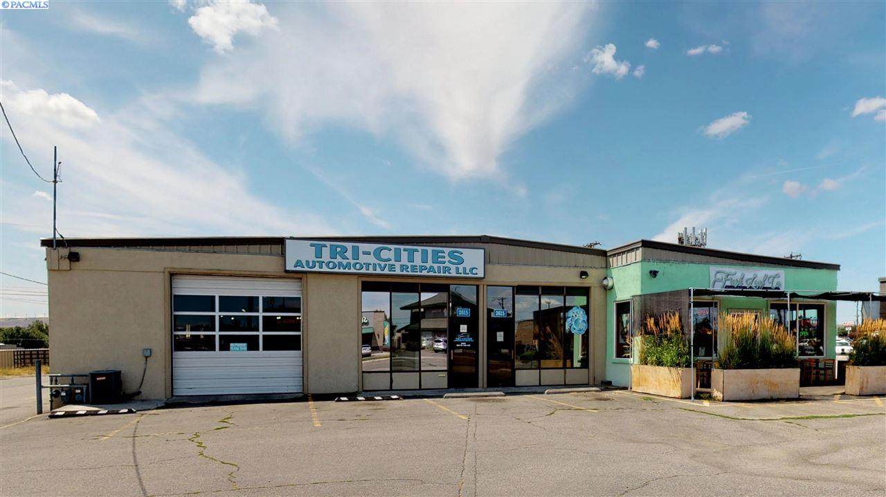 2615 Kennewick Ave - Photo 1