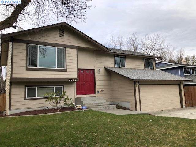 2237 Carriage Avenue - Photo 1