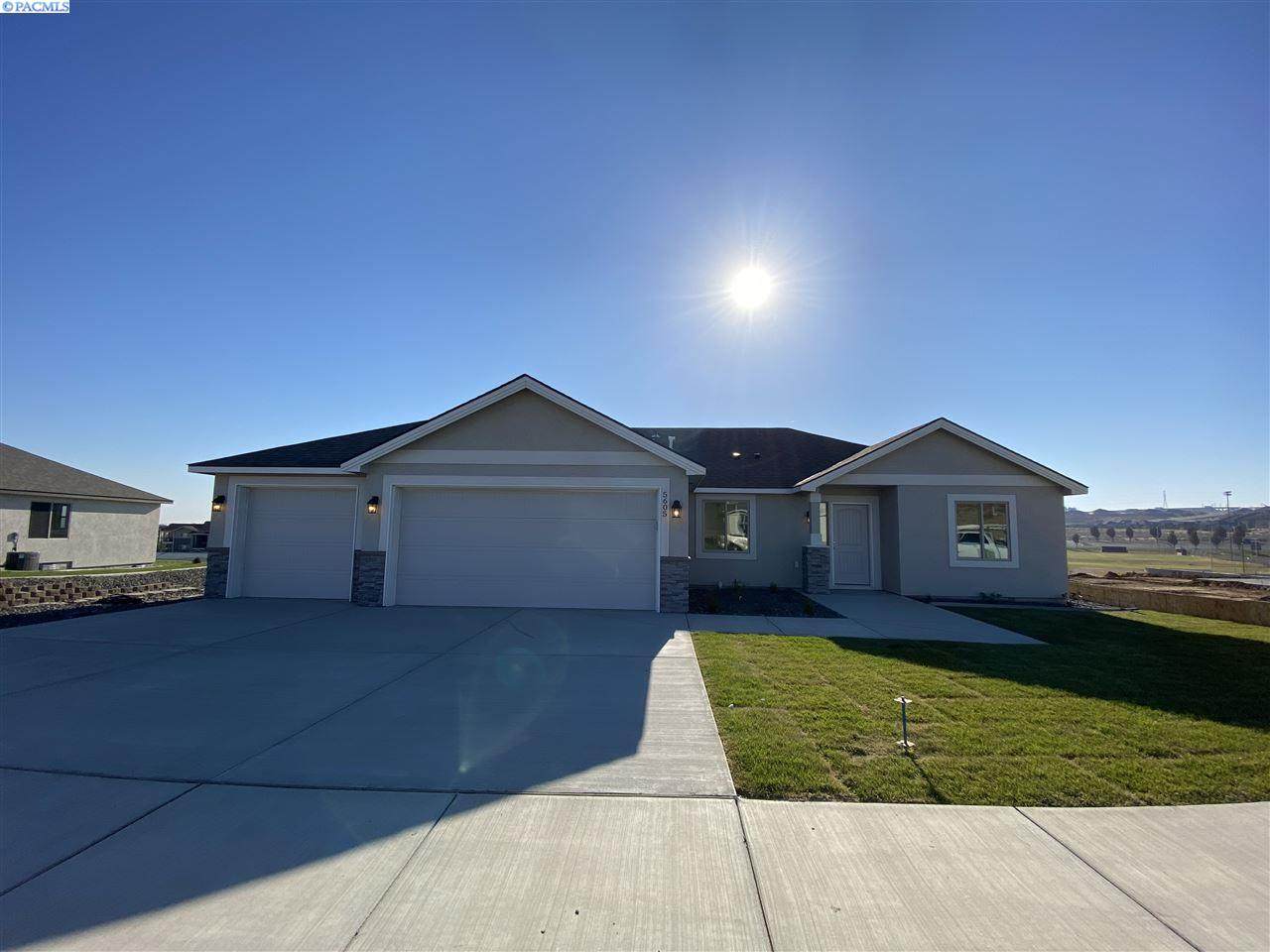 5605 32nd Ave - Photo 1