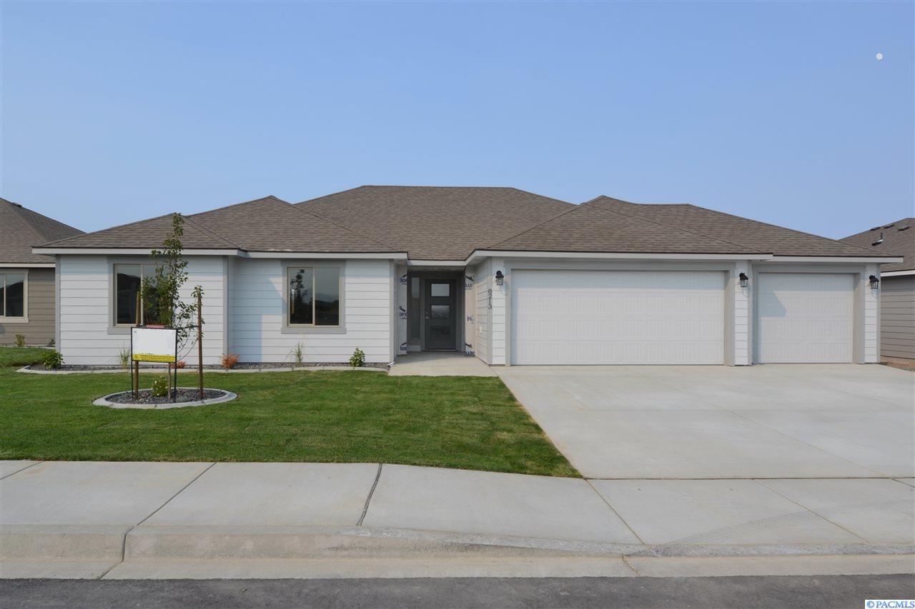 8213 Coldwater Dr - Photo 1