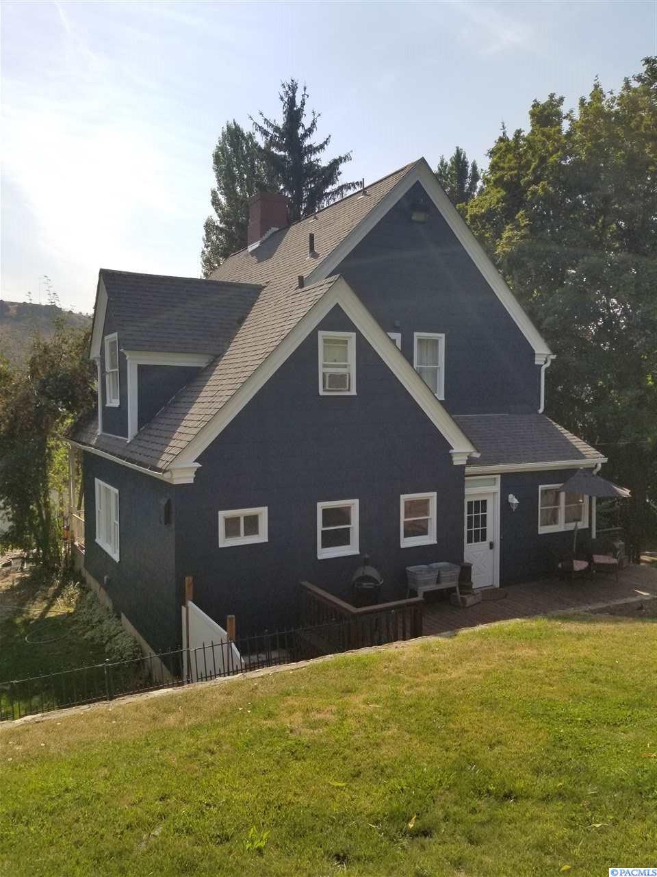 205 West St - Photo 1