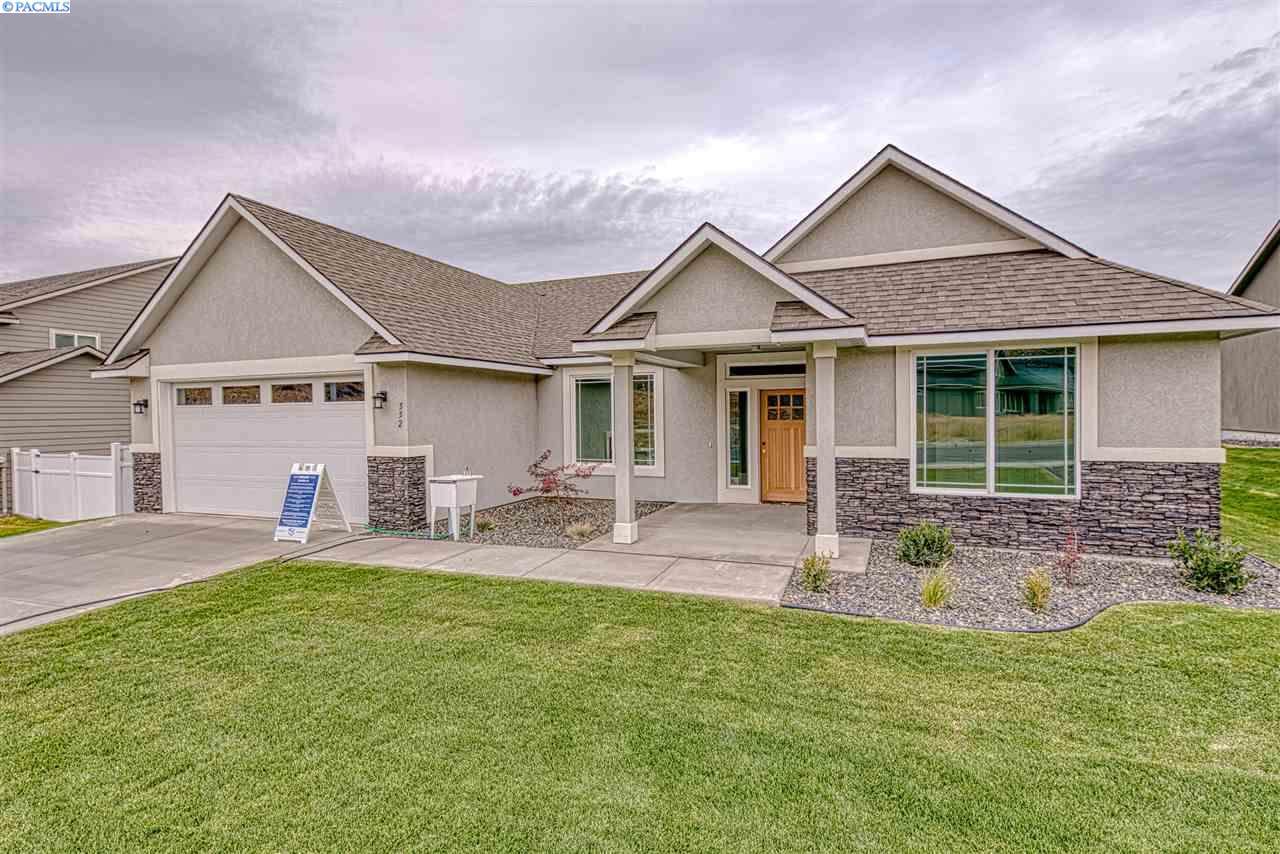 552 Summerview Lane - Photo 1