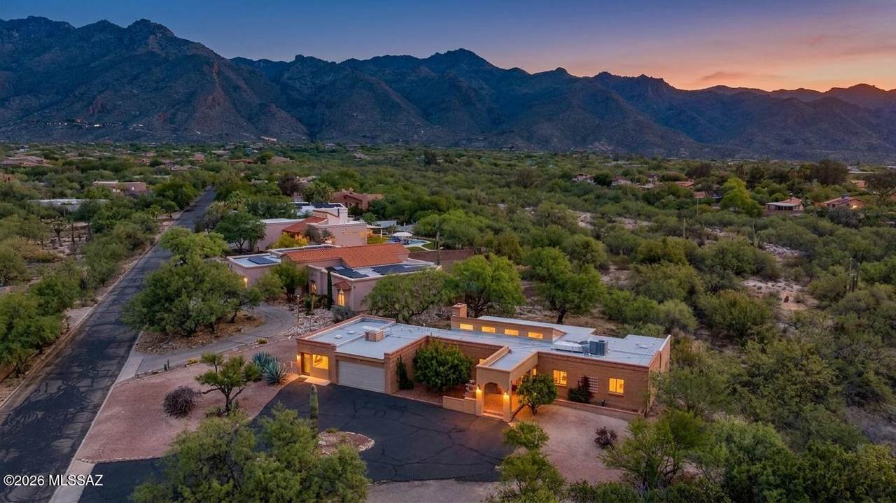 5620 Barrasca Avenue - Photo 1