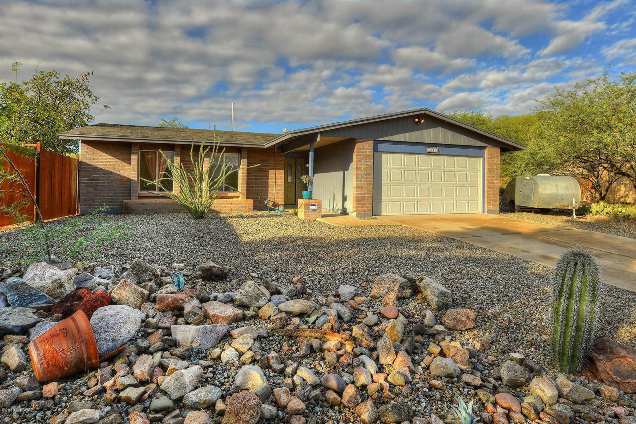 3021 San Juan Terrace - Photo 1