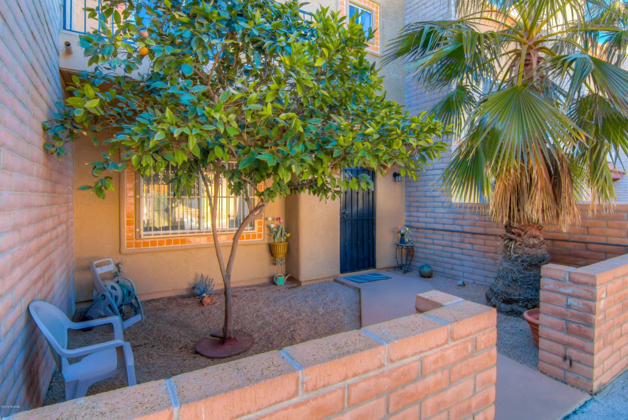 3526 Mission Road - Photo 1