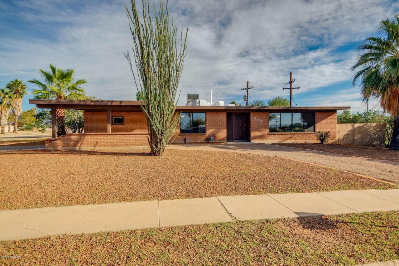 843 Sarnoff Drive - Photo 1