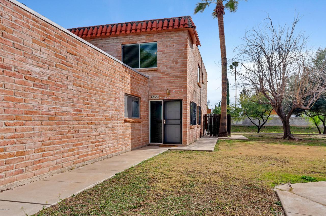 6656 Calle La Paz, - Photo 1