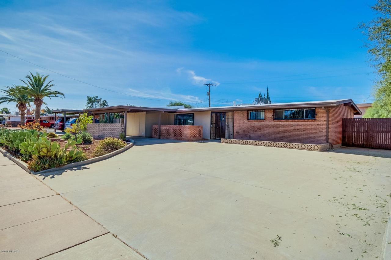 618 Marvin Avenue - Photo 1