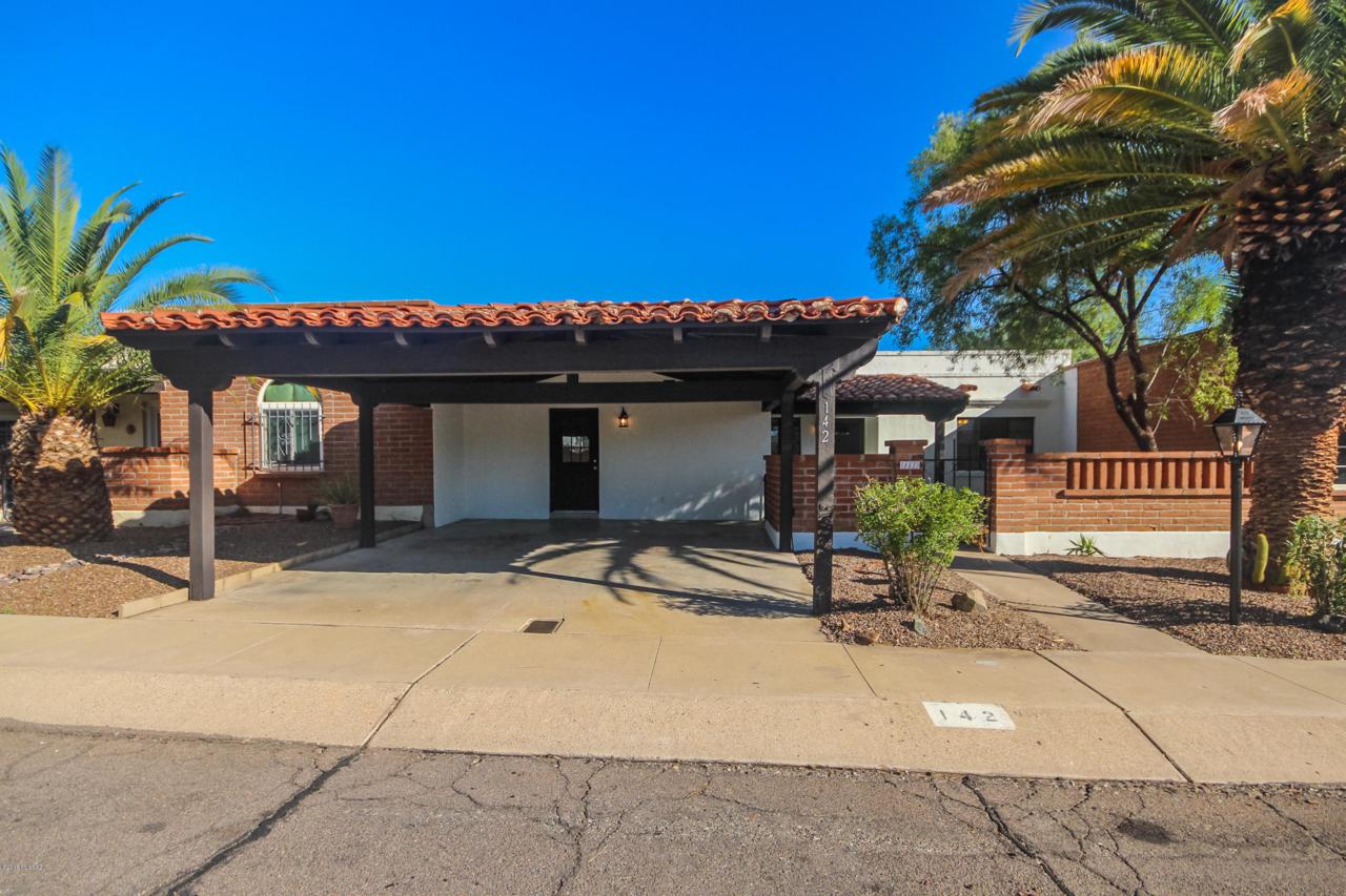 142 Los Robles - Photo 1