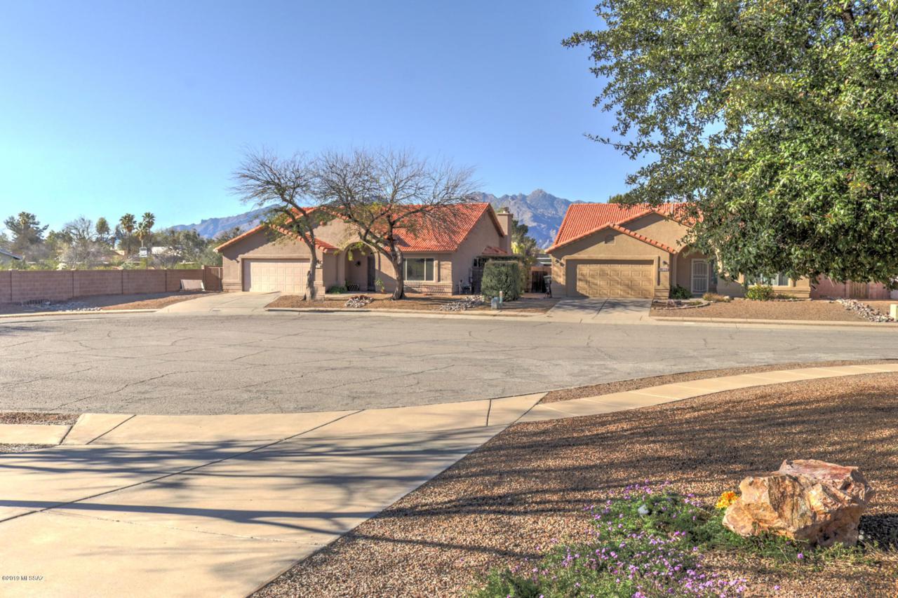 1867 Moorpark Place - Photo 1